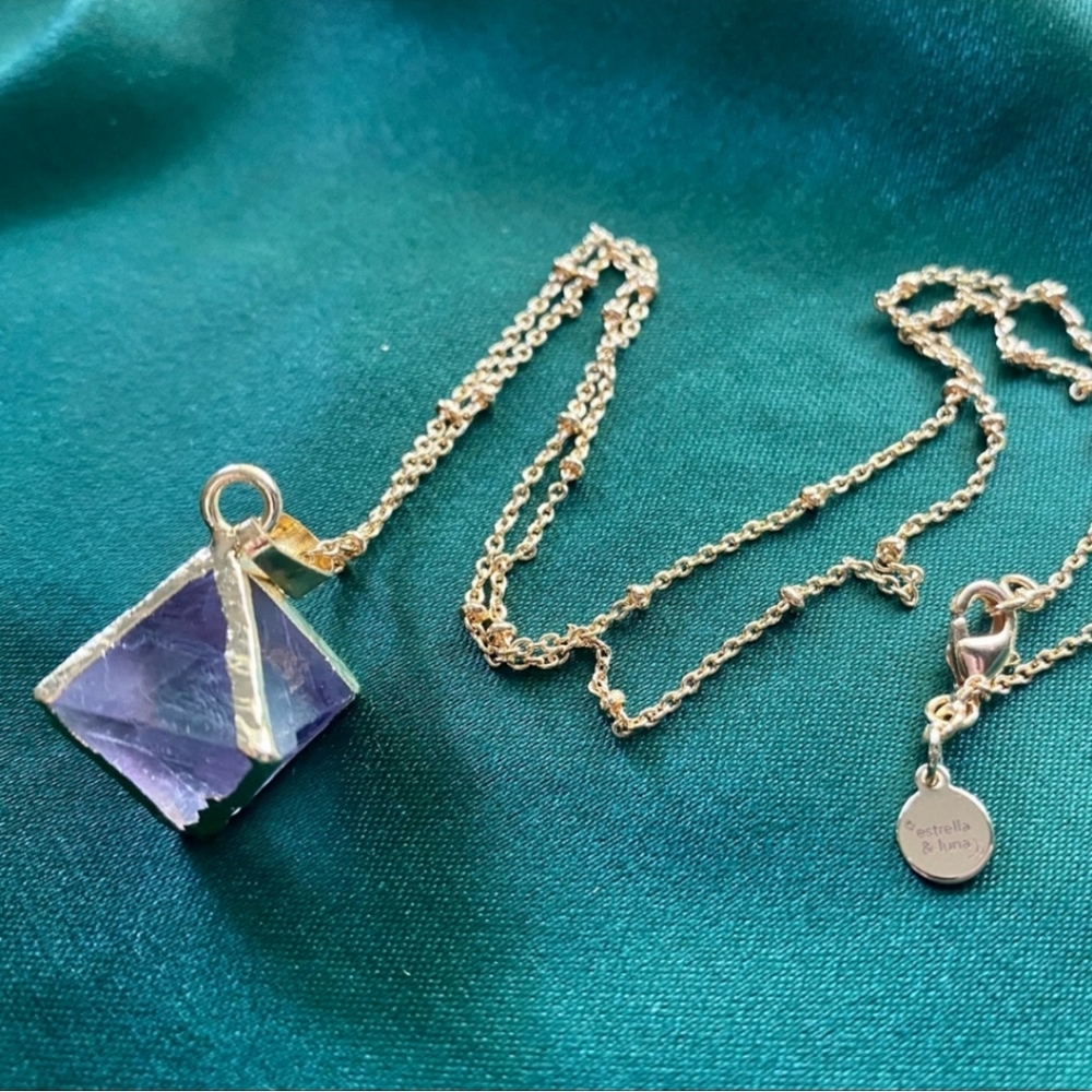 ♡ 18k Gold Plated Purple Fluorite Crystal Boho Pendant with Goldtone Chain